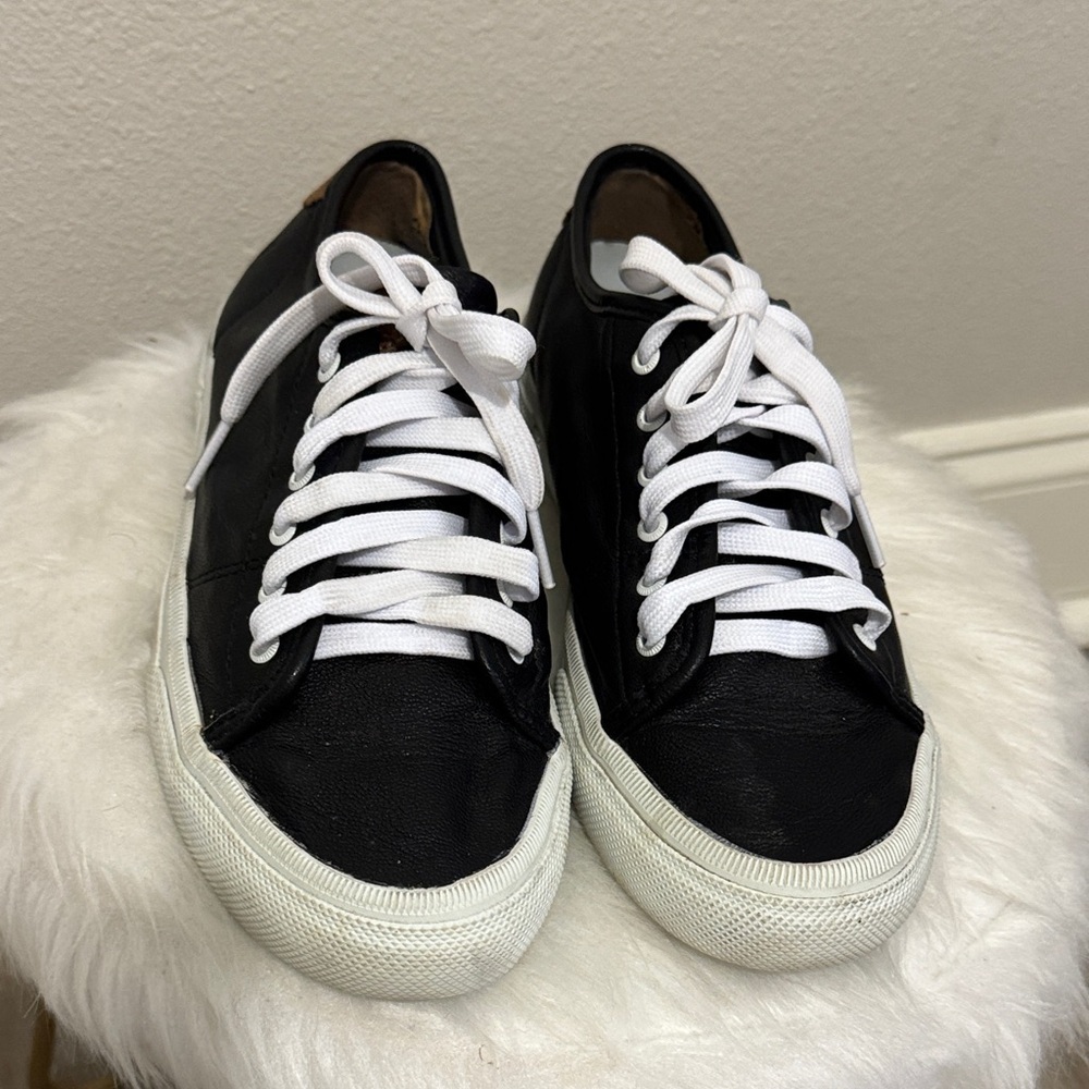 FRYE Gia black leather sneakers Women's